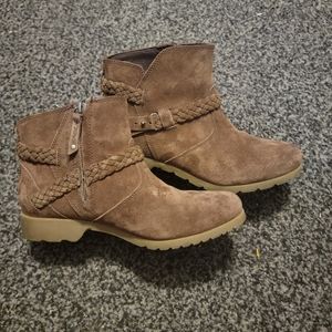 Teva Womens Delavina De La Vina Ankle Boots Brown Suede Zip Up
